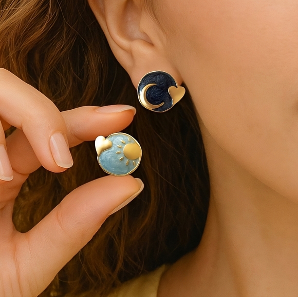 ποΈMinimalist Sun & Moon Enamel Earrings | 925 Silver Posts | Vintage Style ππ - Picture 4 of 13